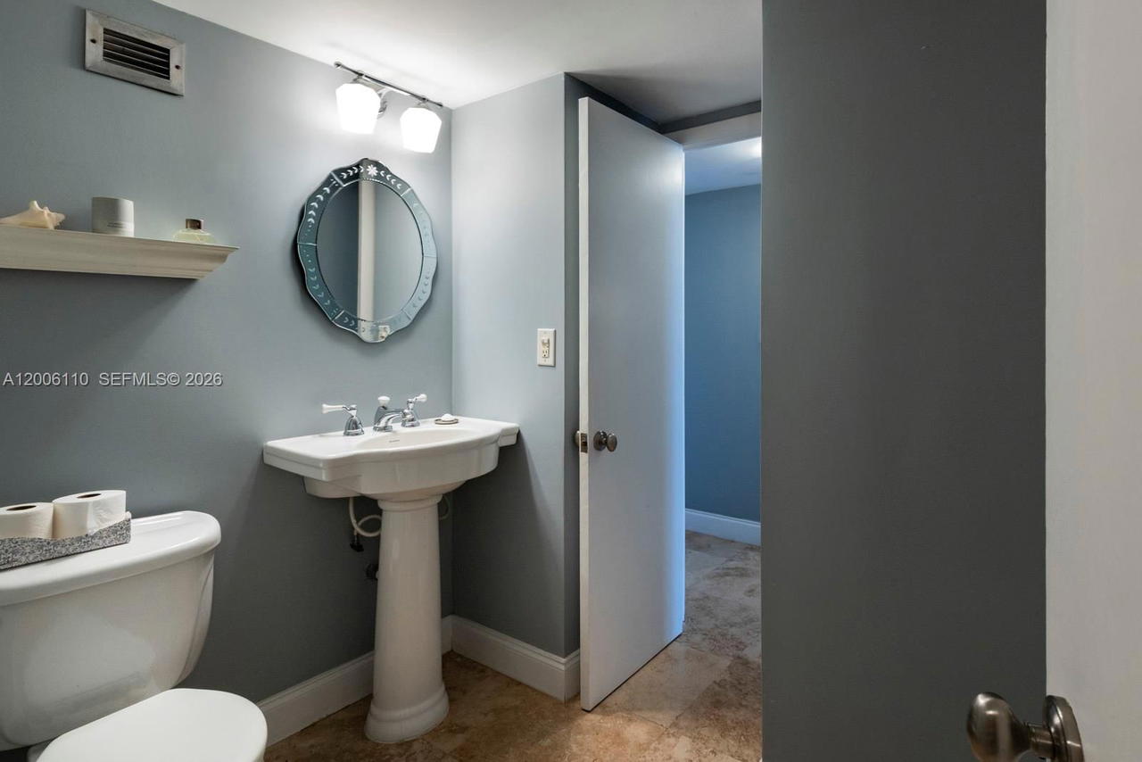 Real estate property located at 5 Island Ave LE, Miami-dade, Island Terrace Condo, Miami Beach, FL