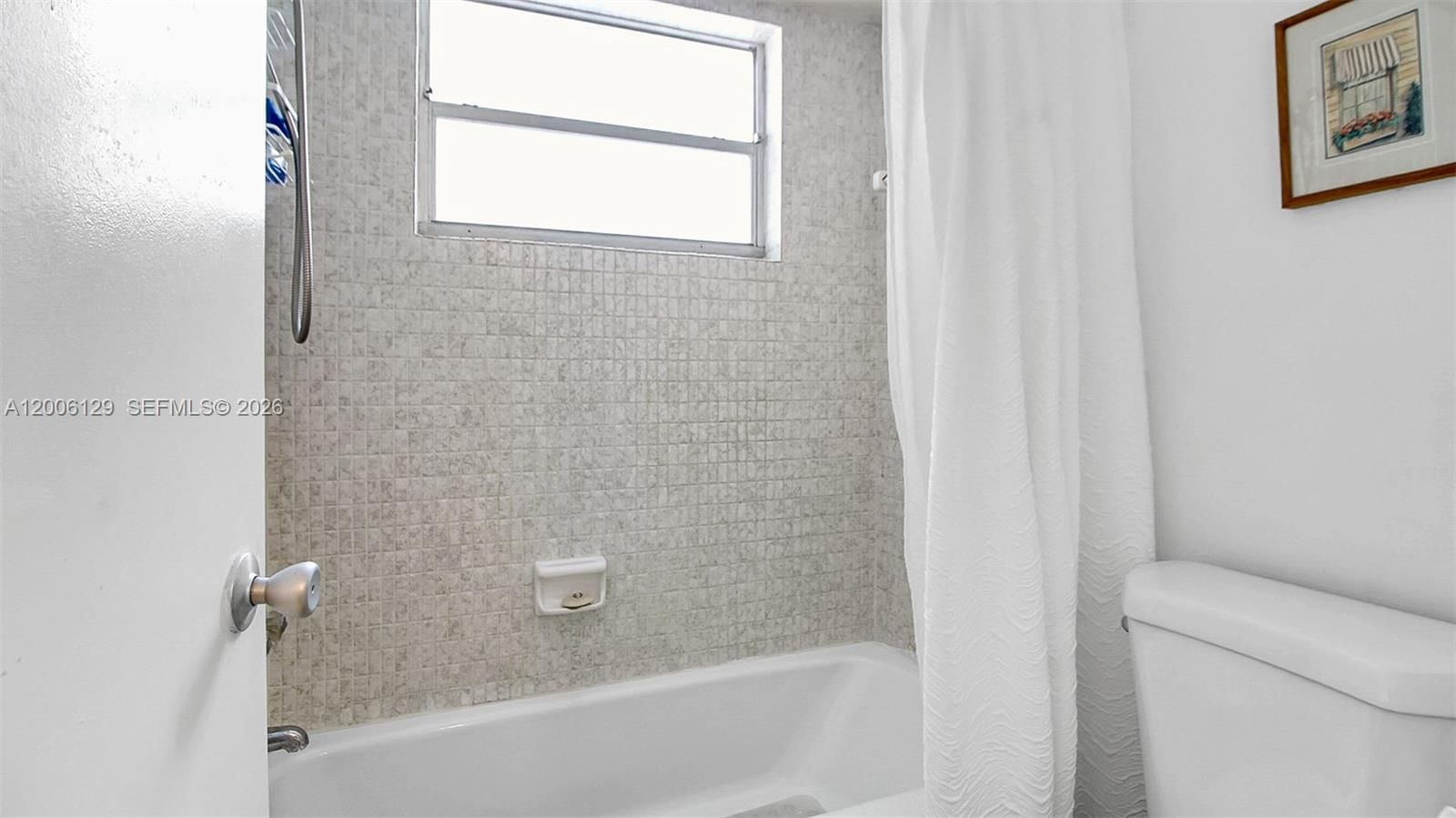 Real estate property located at 4000 44th Ave #306, Broward, Sapphire Condo, Lauderdale Lakes, FL