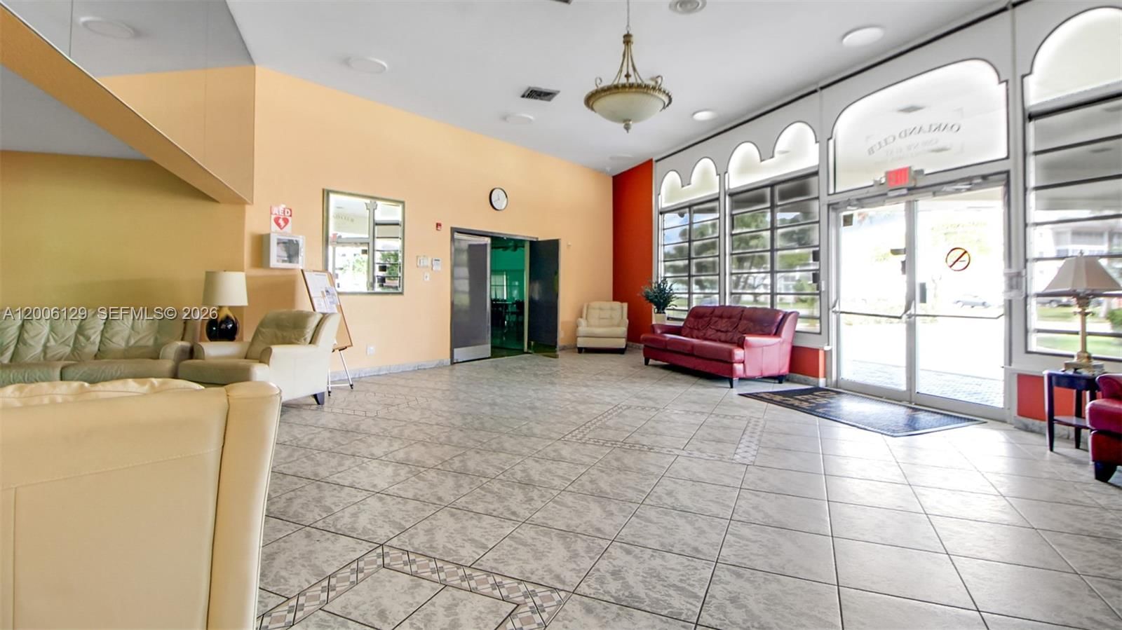 Real estate property located at 4000 44th Ave #306, Broward, Sapphire Condo, Lauderdale Lakes, FL