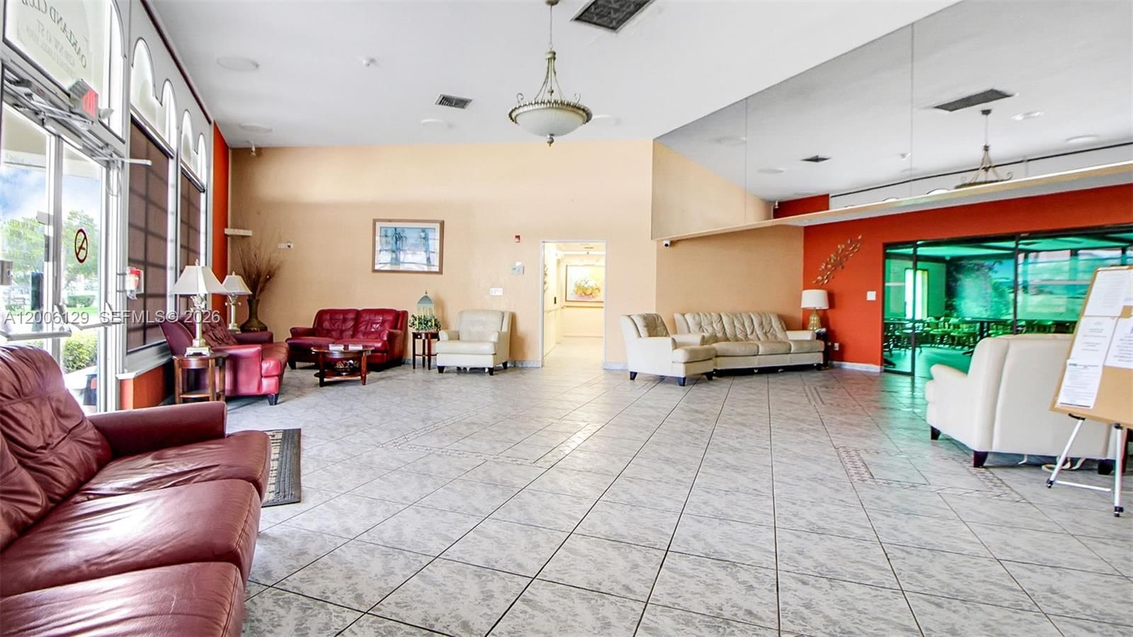 Real estate property located at 4000 44th Ave #306, Broward, Sapphire Condo, Lauderdale Lakes, FL