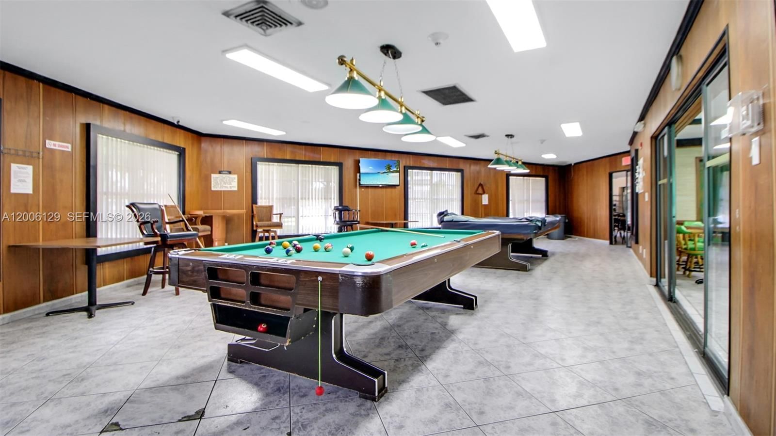 Real estate property located at 4000 44th Ave #306, Broward, Sapphire Condo, Lauderdale Lakes, FL