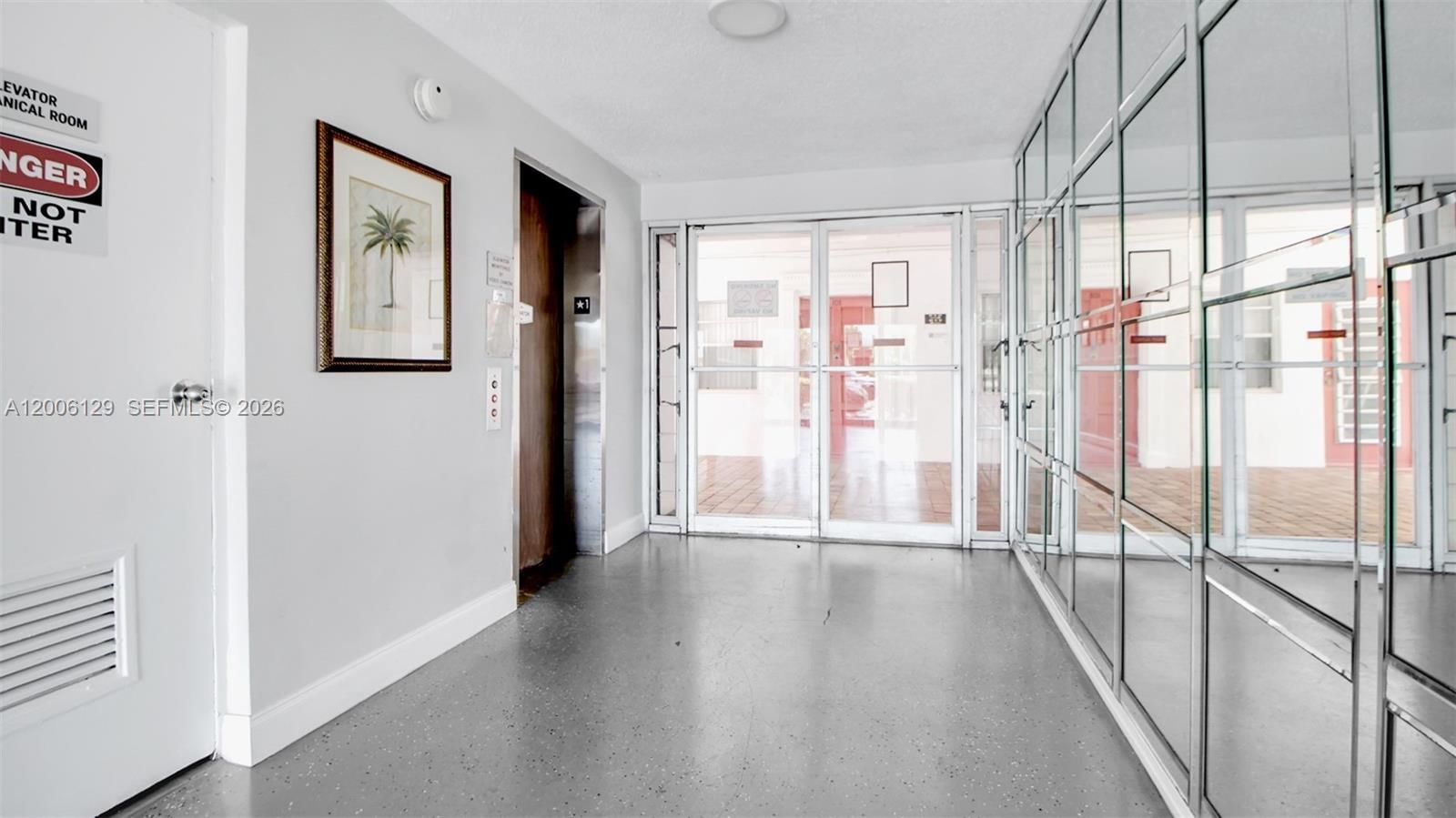 Real estate property located at 4000 44th Ave #306, Broward, Sapphire Condo, Lauderdale Lakes, FL