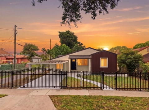 Real estate property located at 4711 11th Ave, Miami-dade, Crestwood, Miami, FL
