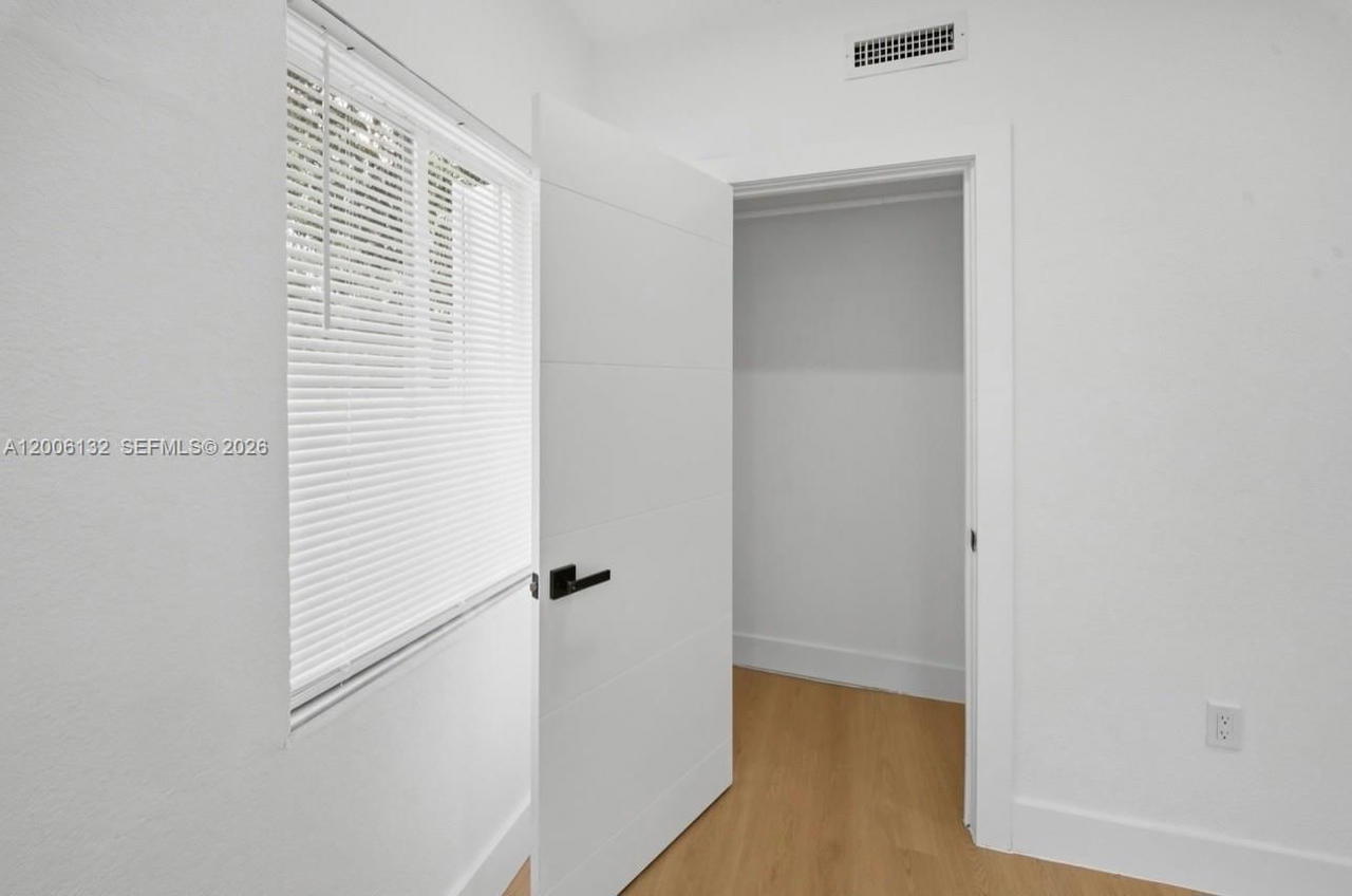 Real estate property located at 4711 11th Ave, Miami-dade, Crestwood, Miami, FL