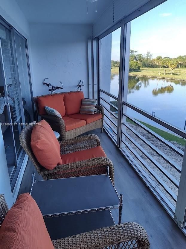 Real estate property located at 3601 Inverarry #206A, Broward, Las Vistas, Lauderhill, FL