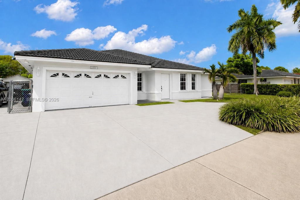 Real estate property located at 14557 160th St, Miami-dade, Landing South, Miami, FL