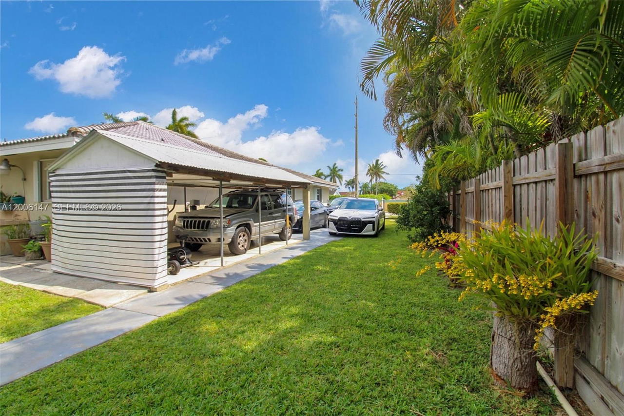Real estate property located at 14557 160th St, Miami-dade, Landing South, Miami, FL