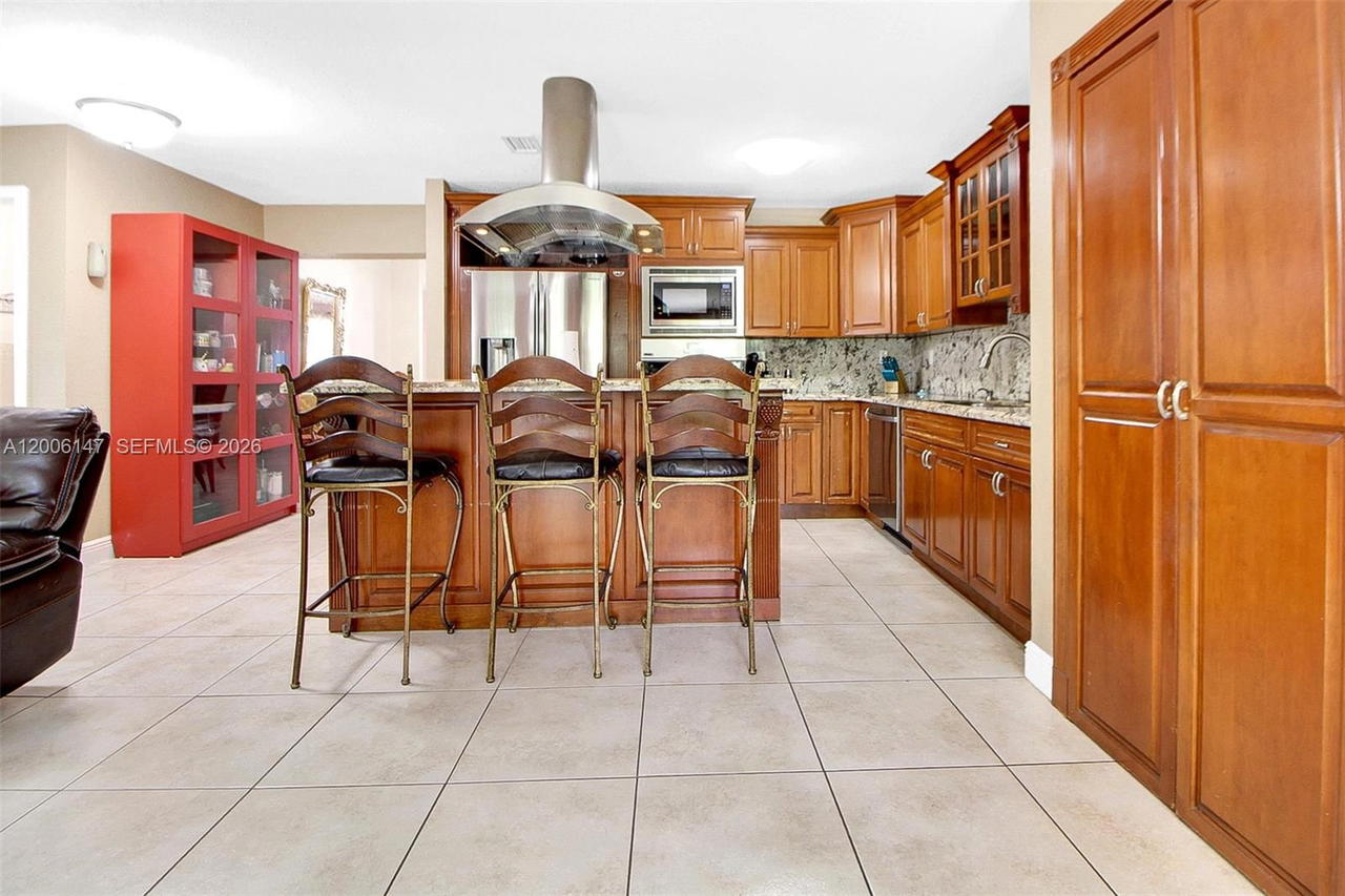 Real estate property located at 14557 160th St, Miami-dade, Landing South, Miami, FL