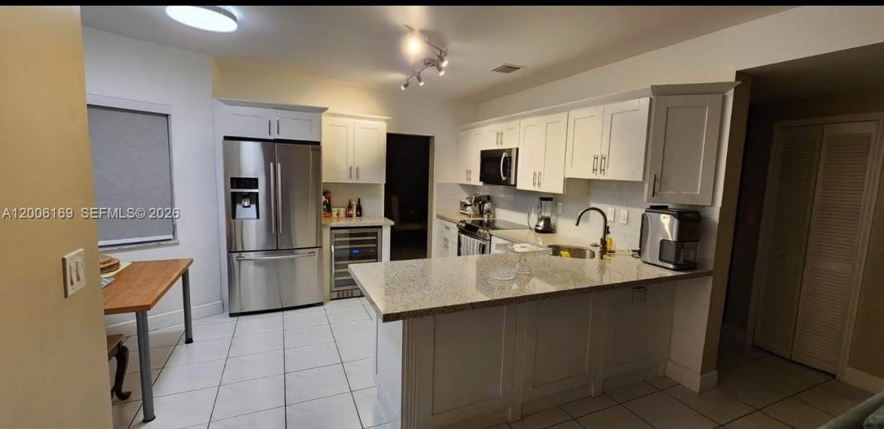 Real estate property located at 9309 166th Ct, Miami-dade, Forest Lakes Estates Sec, Miami, FL