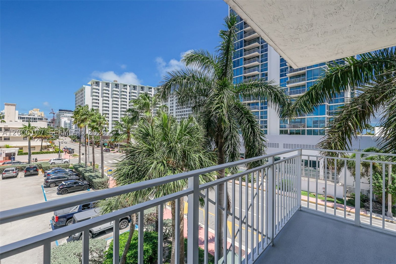 Real estate property located at 2642 Collins Ave #306, Miami-dade, Capomar Condo, Miami Beach, FL