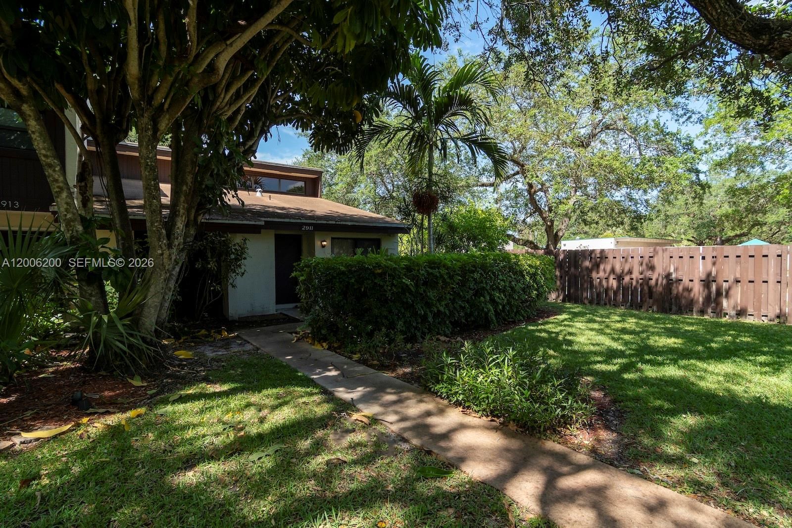 Real estate property located at 2911 33rd Ter, Broward, Tamerlane, Hollywood, FL