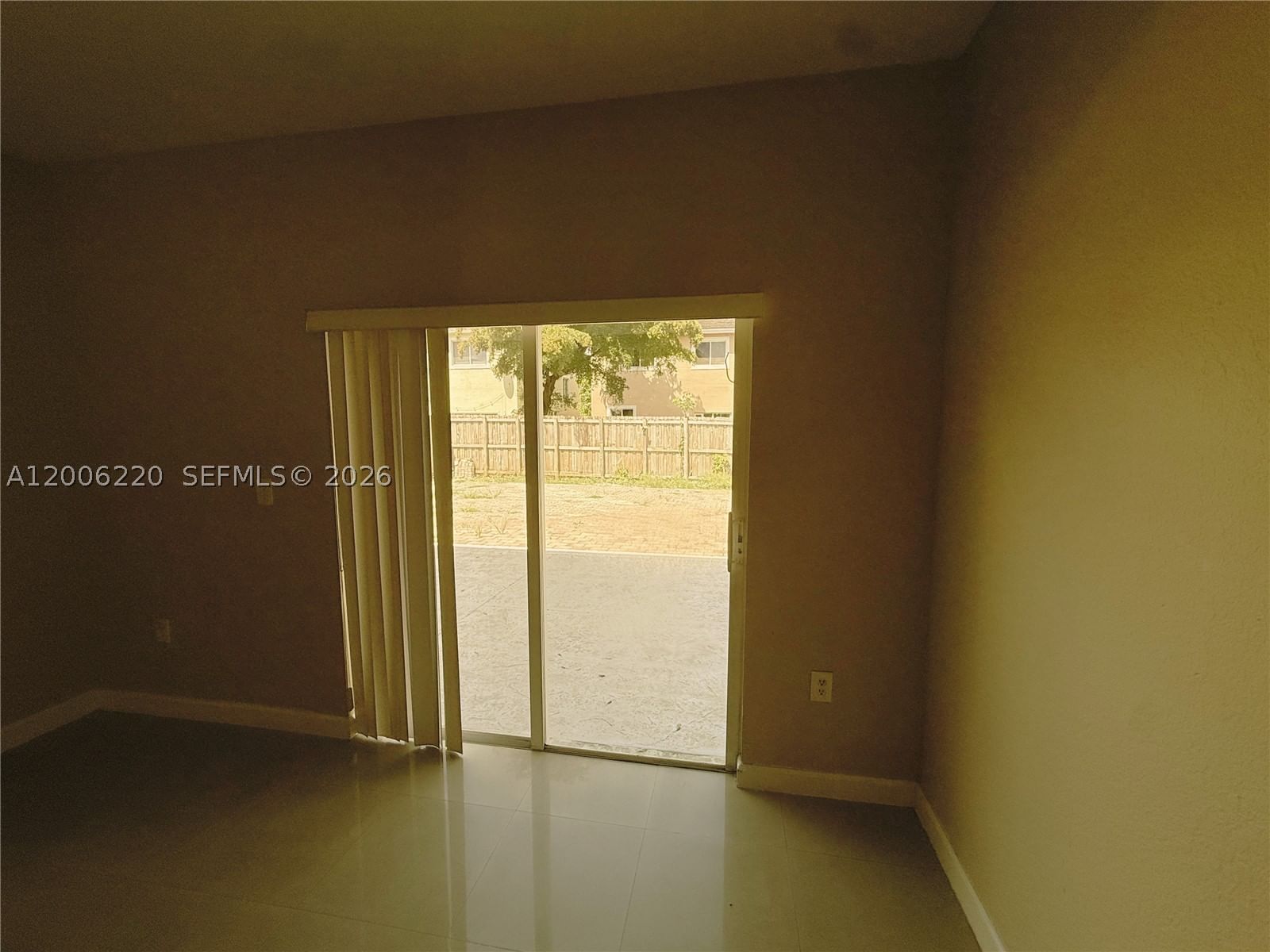 Real estate property located at 390 35th Ave, Miami-dade, Emilios Place At Oasis, Homestead, FL
