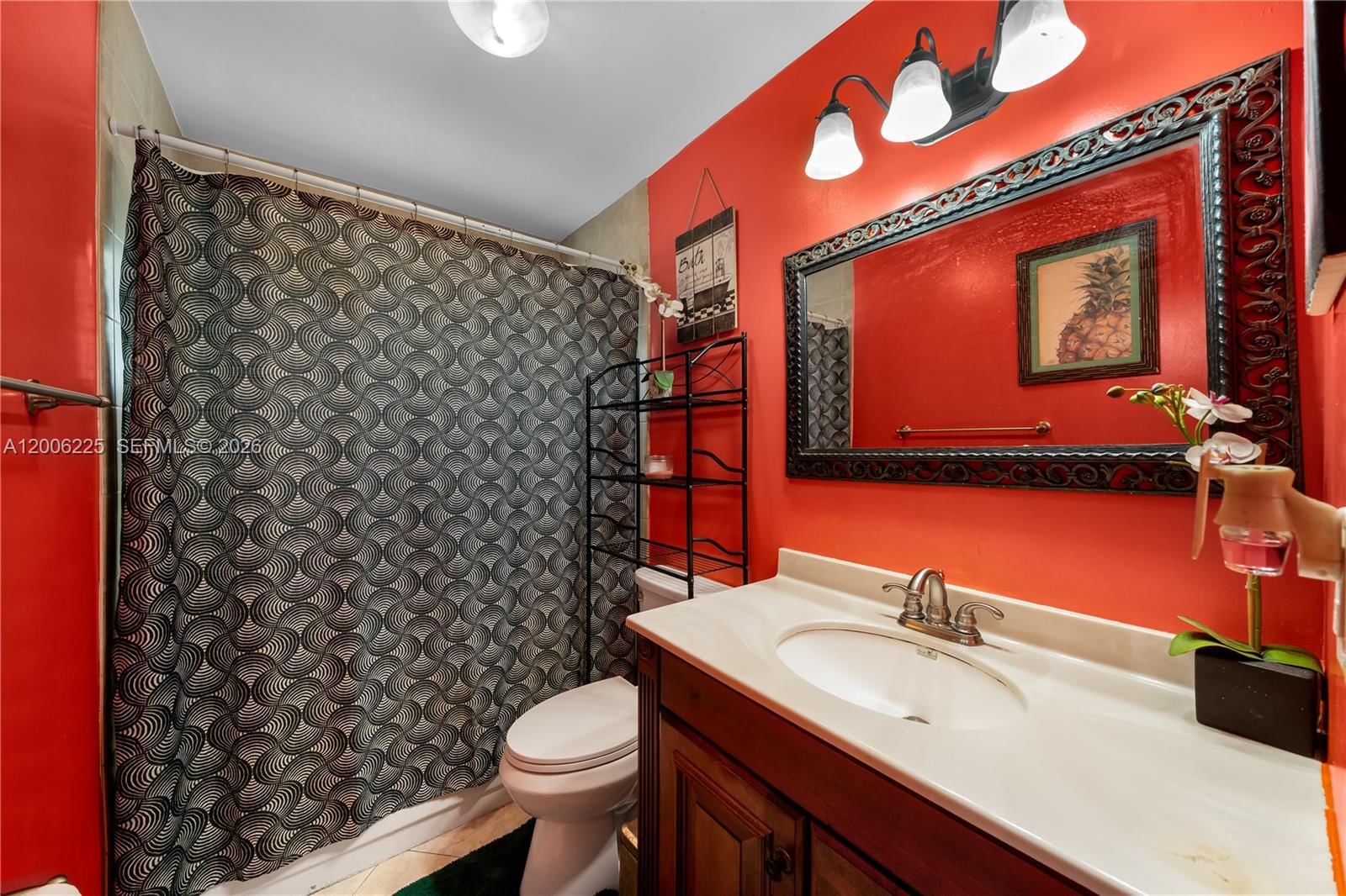 Real estate property located at 4402 44th Ave, Broward, Mainlands Of Tamarac Lake, Tamarac, FL