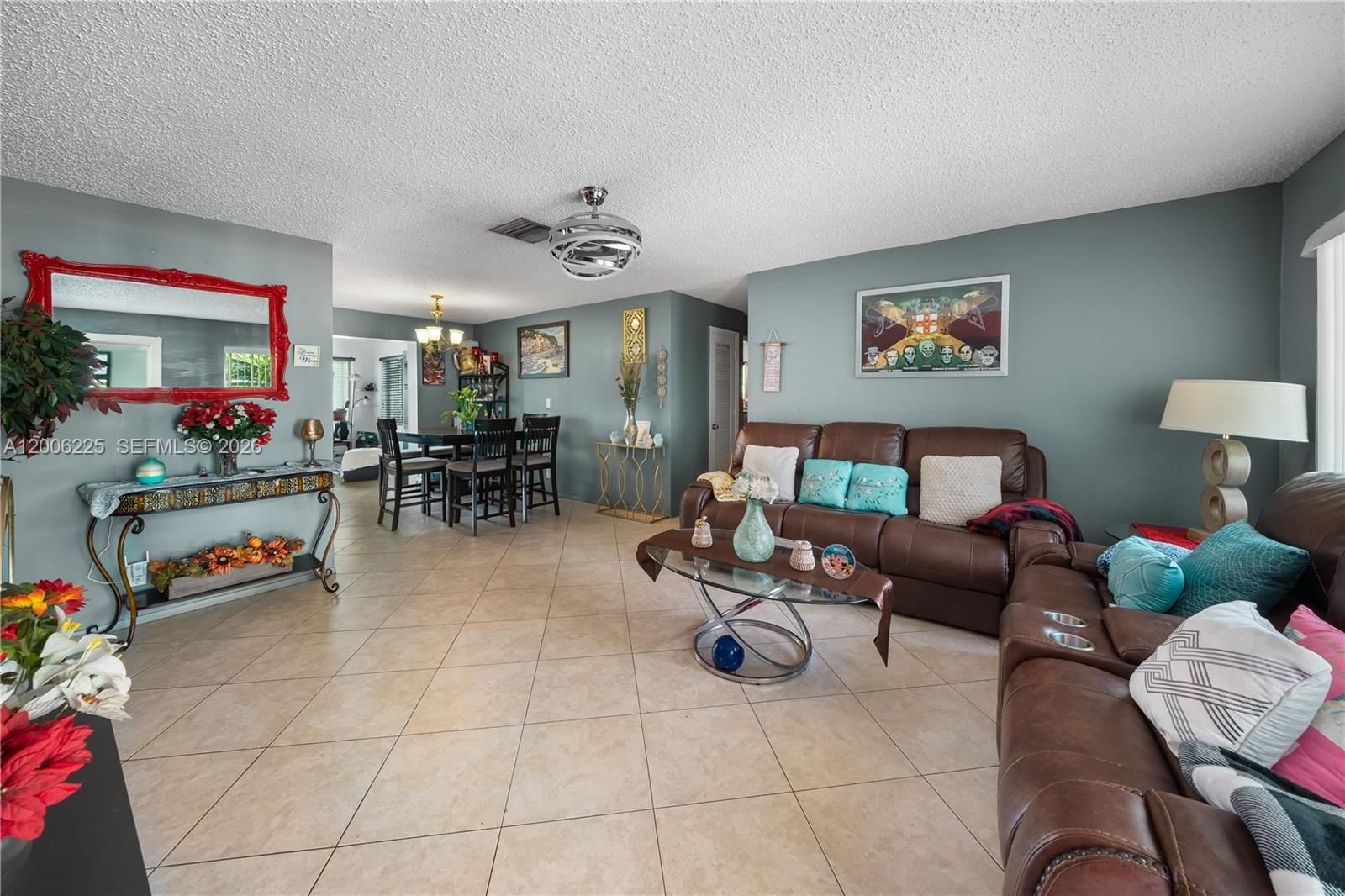 Real estate property located at 4402 44th Ave, Broward, Mainlands Of Tamarac Lake, Tamarac, FL