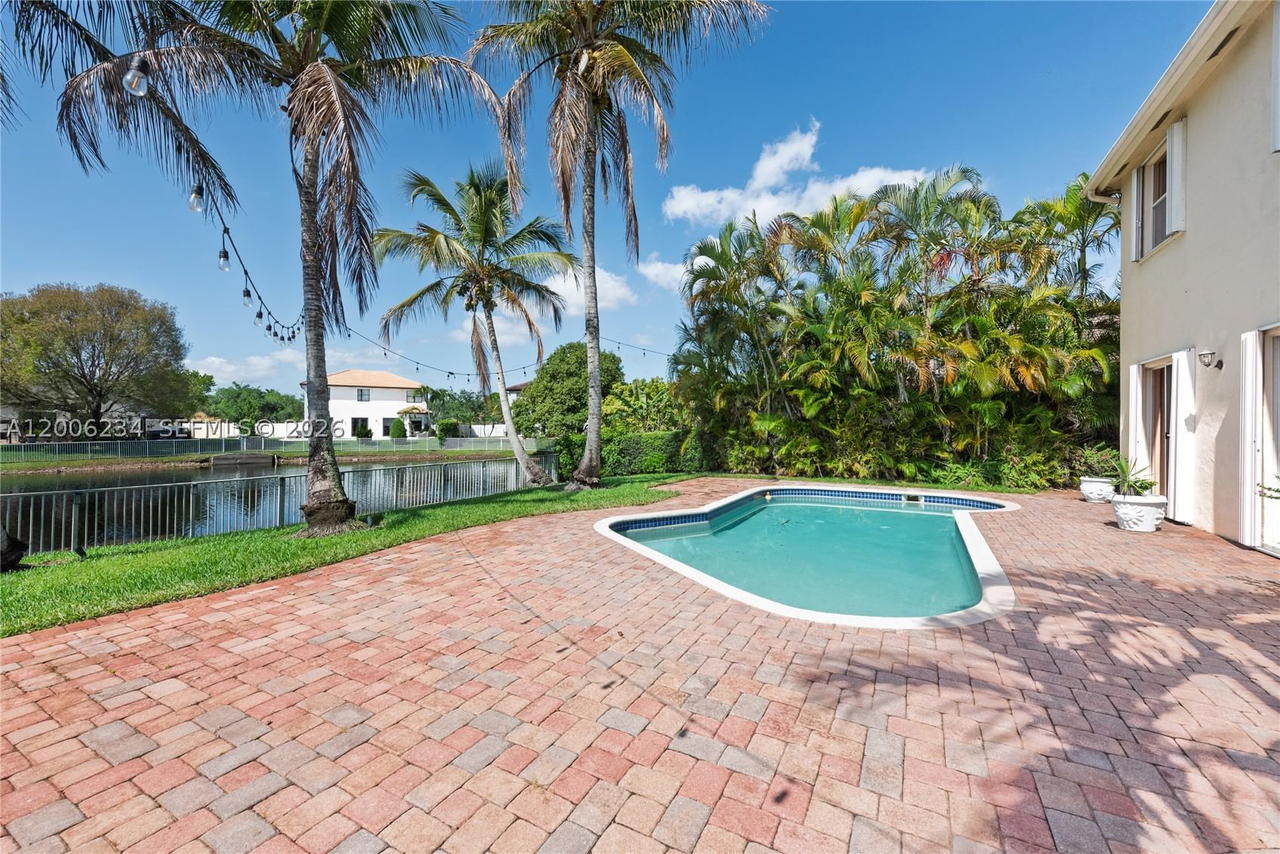 Real estate property located at 19416 25th Ct, Broward, Sunset Lakes Plat Two, Miramar, FL