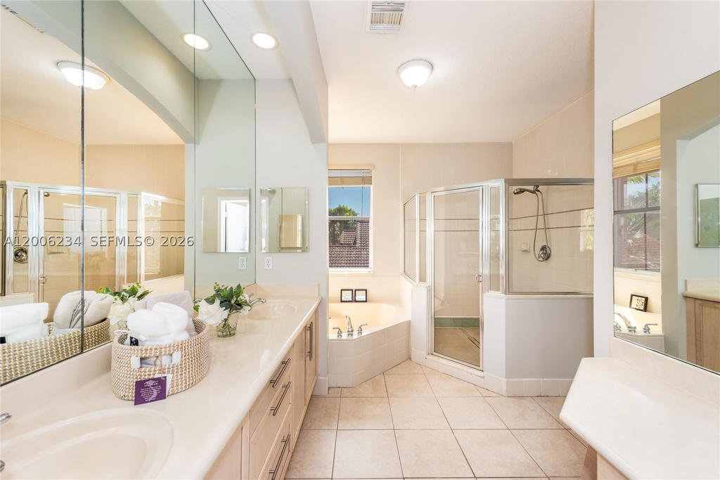 Real estate property located at 19416 25th Ct, Broward, Sunset Lakes Plat Two, Miramar, FL