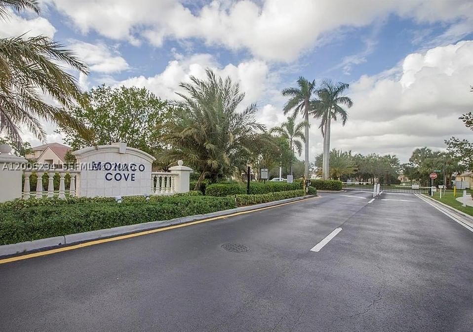 Real estate property located at 19416 25th Ct, Broward, Sunset Lakes Plat Two, Miramar, FL
