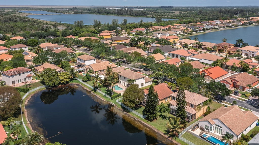Real estate property located at 19416 25th Ct, Broward, Sunset Lakes Plat Two, Miramar, FL