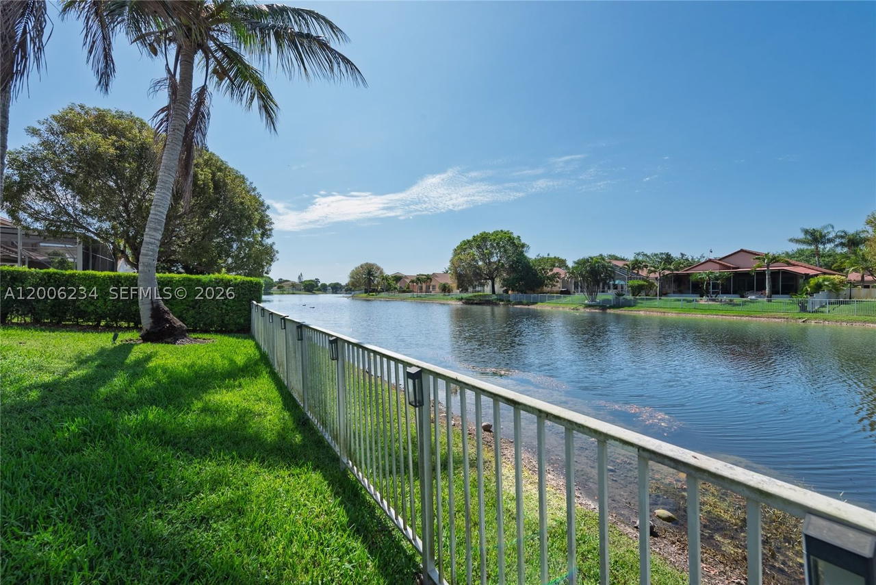 Real estate property located at 19416 25th Ct, Broward, Sunset Lakes Plat Two, Miramar, FL