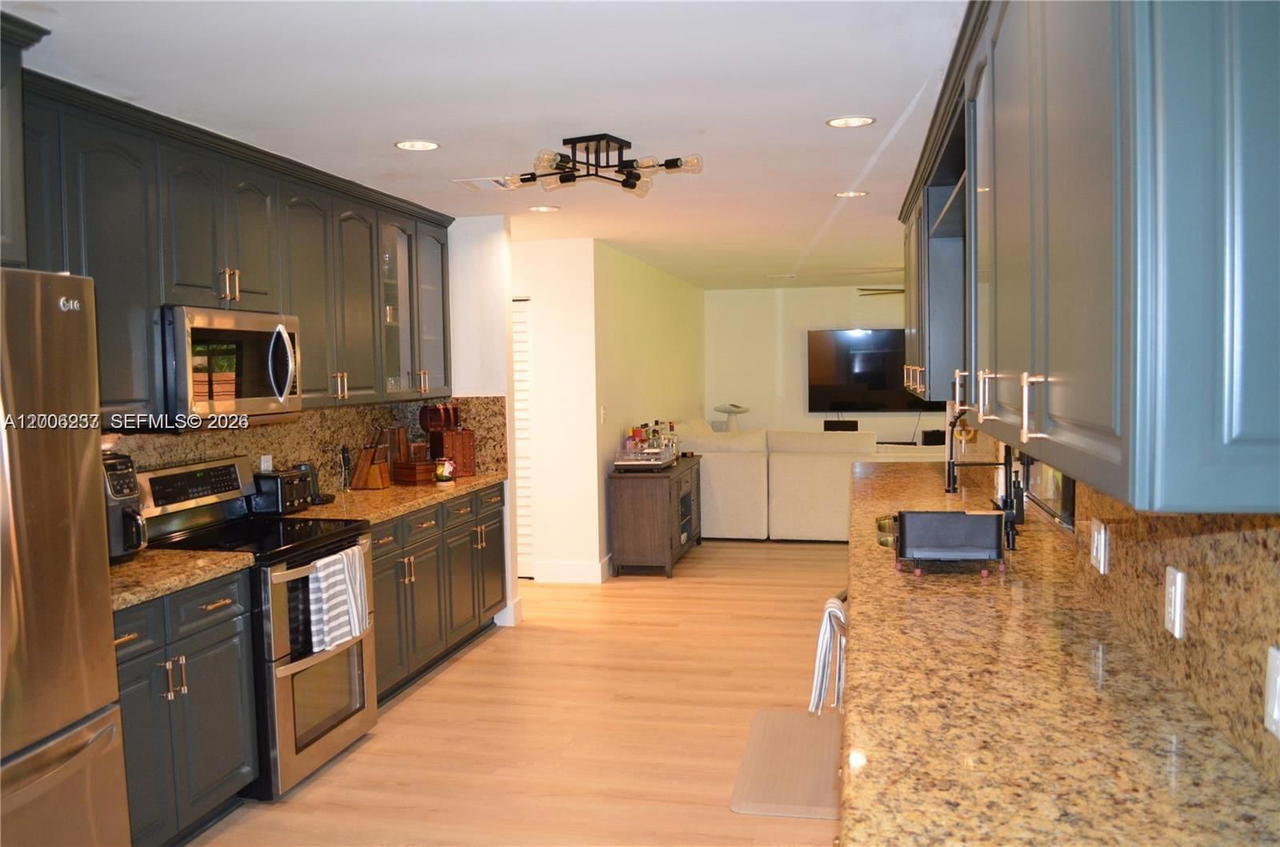 Real estate property located at 1200 78th Ave, Broward, Marcano Estates, Plantation, FL