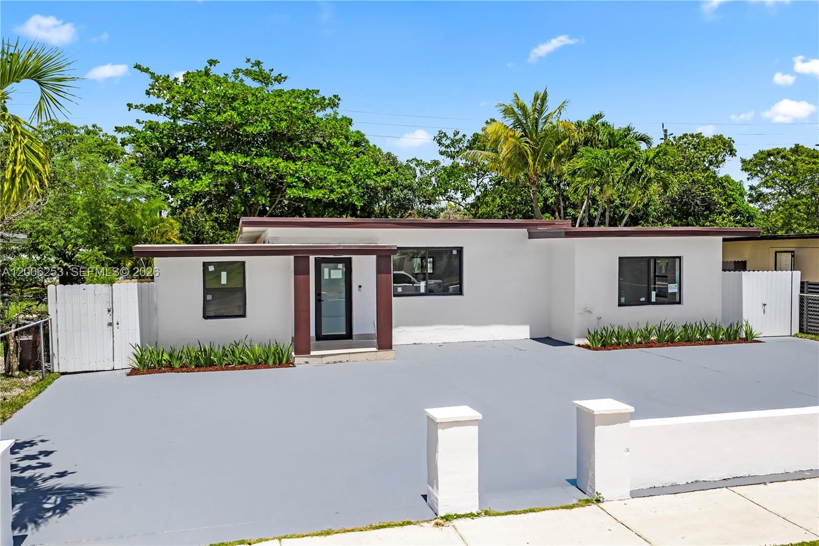Real estate property located at 235 127th St, Miami-dade, Alhambra Heights Sec 5, North Miami, FL