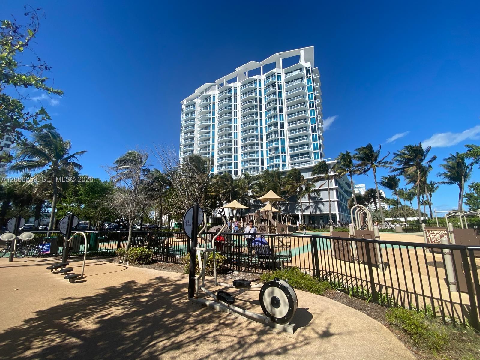 Real estate property located at 6515 Collins Ave #1505, Miami-dade, Bel-aire On The Ocean Con, Miami Beach, FL