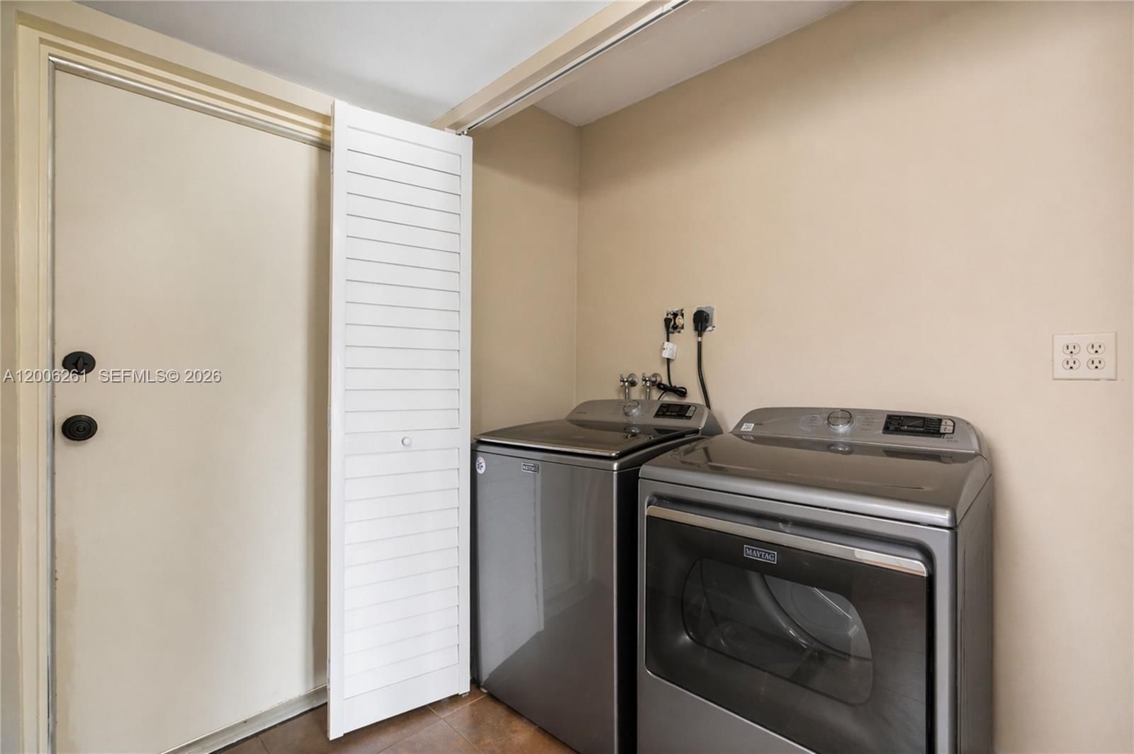 Real estate property located at 7801 Abbott Ave #508, Miami-dade, Frances Condo Apts, Miami Beach, FL