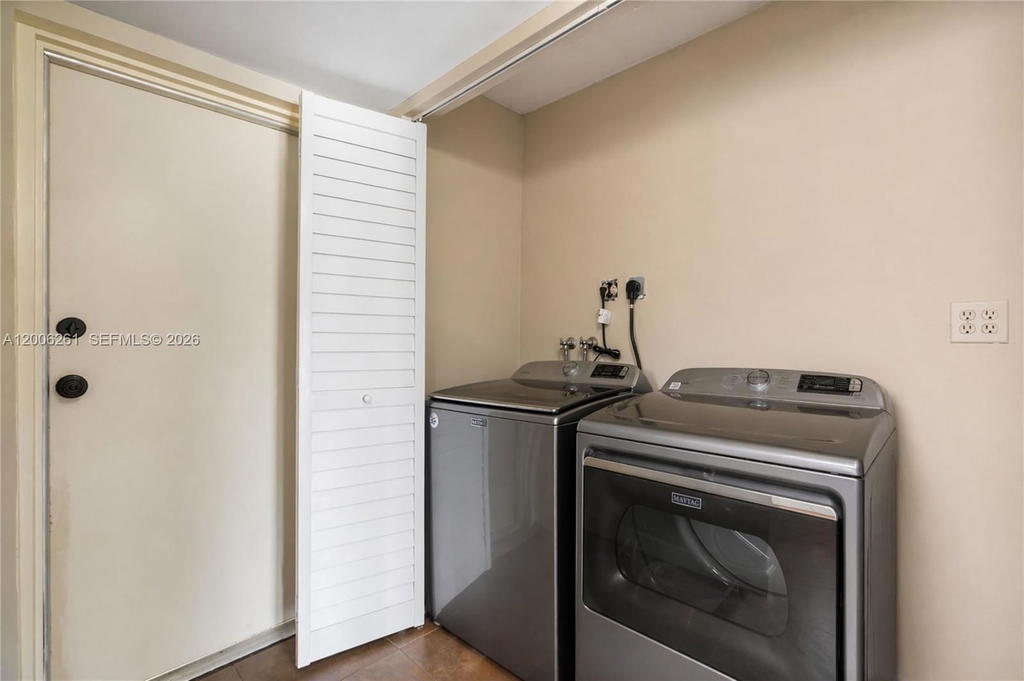 Real estate property located at 7801 Abbott Ave #508, Miami-dade, Frances Condo Apts, Miami Beach, FL