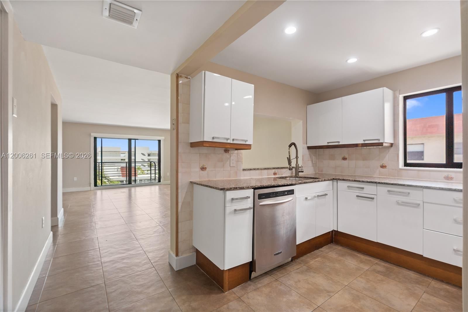 Real estate property located at 7801 Abbott Ave #508, Miami-dade, Frances Condo Apts, Miami Beach, FL