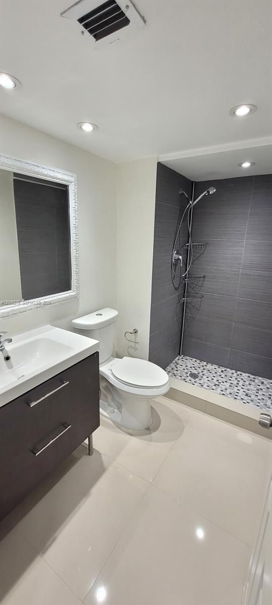 Real estate property located at 18011 Biscayne Blvd #402, Miami-dade, Del Prado Marina, Aventura, FL