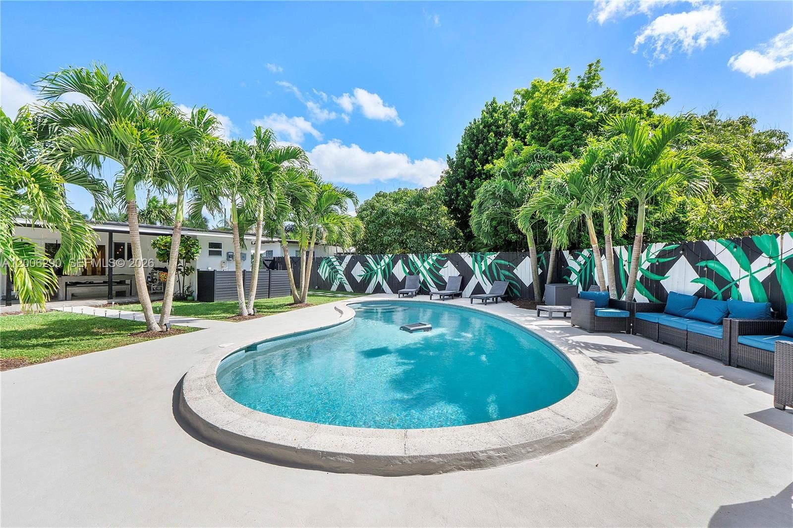 Real estate property located at 14830 Spur Dr, Miami-dade, Bisc Gardens Sec D, Miami, FL