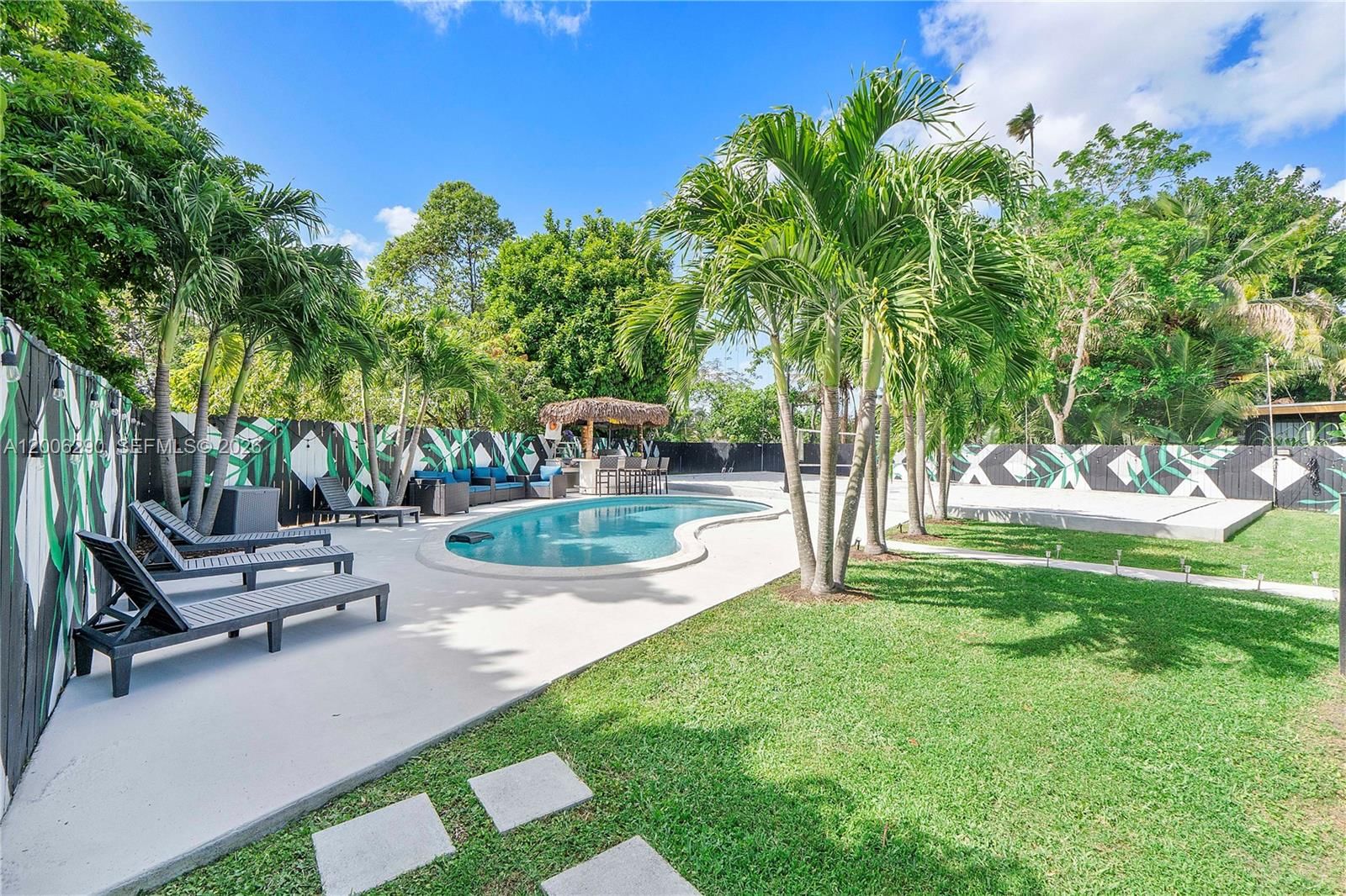 Real estate property located at 14830 Spur Dr, Miami-dade, Bisc Gardens Sec D, Miami, FL