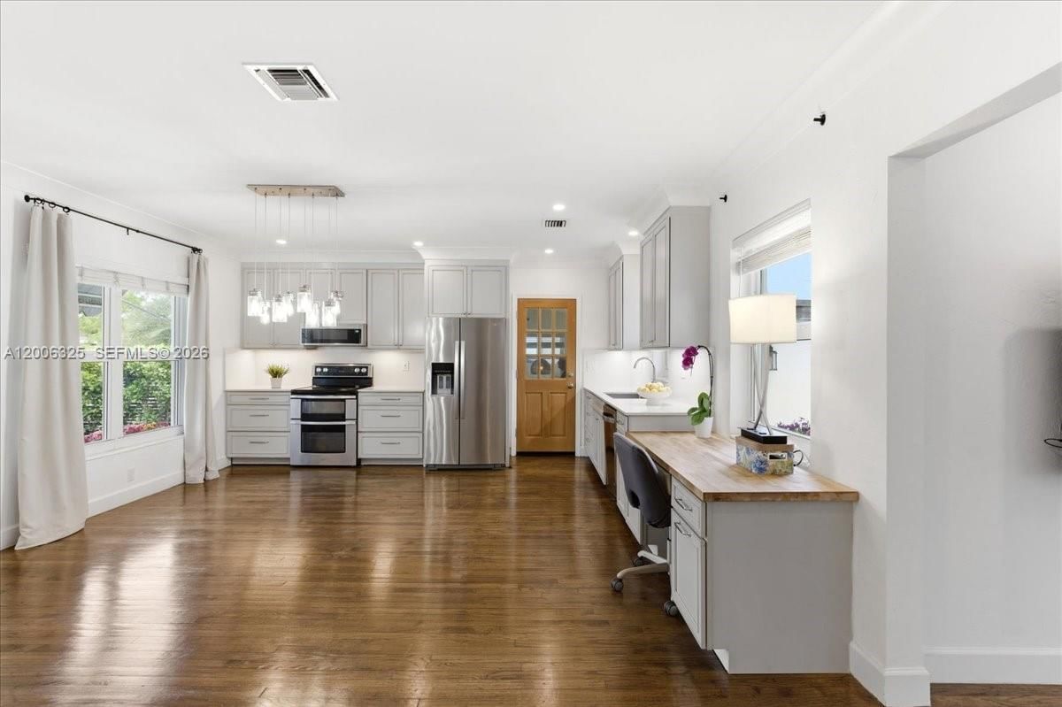 Real estate property located at 151 51st Ct, Miami-dade, Flagler Sun Homes, Miami, FL