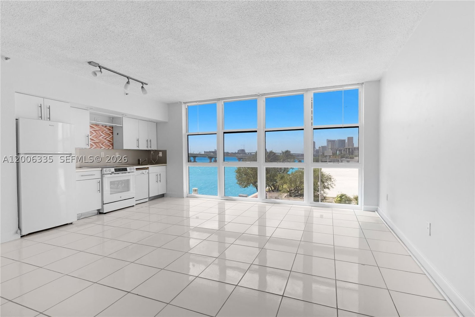 Real estate property located at 555 15th St #501, Miami-dade, Venetia Condo, Miami, FL