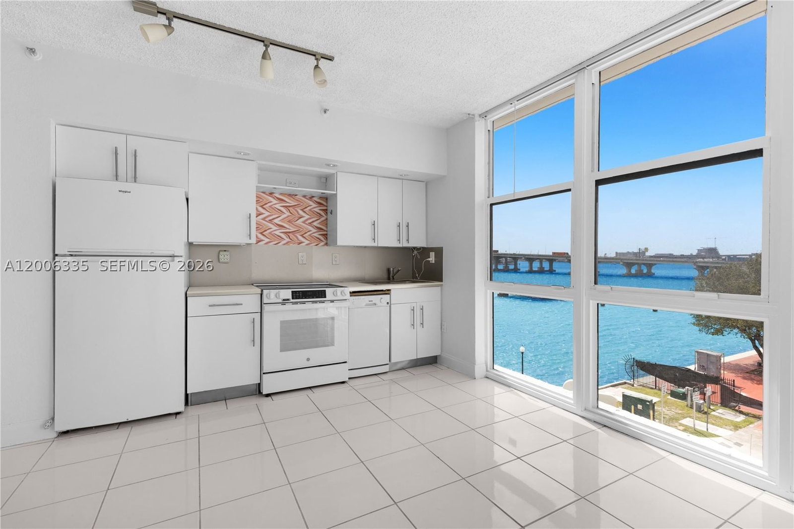 Real estate property located at 555 15th St #501, Miami-dade, Venetia Condo, Miami, FL