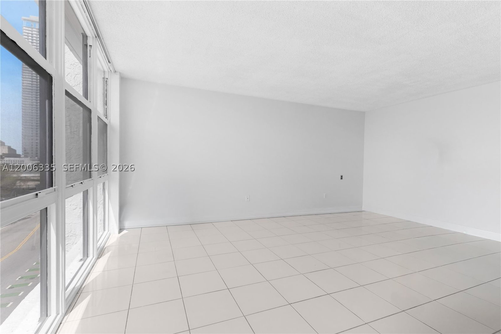 Real estate property located at 555 15th St #501, Miami-dade, Venetia Condo, Miami, FL