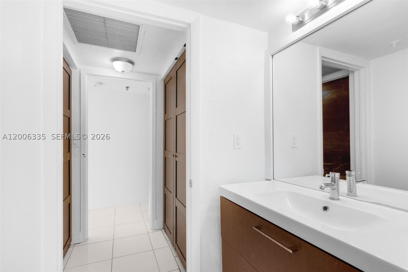 Real estate property located at 555 15th St #501, Miami-dade, Venetia Condo, Miami, FL