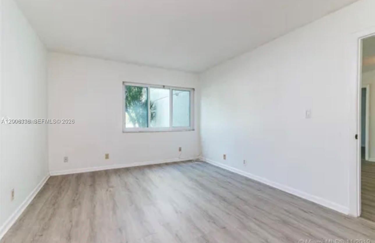 Real estate property located at 100 Lakeview Dr #112, Broward, Building Three Of Racquet, Weston, FL