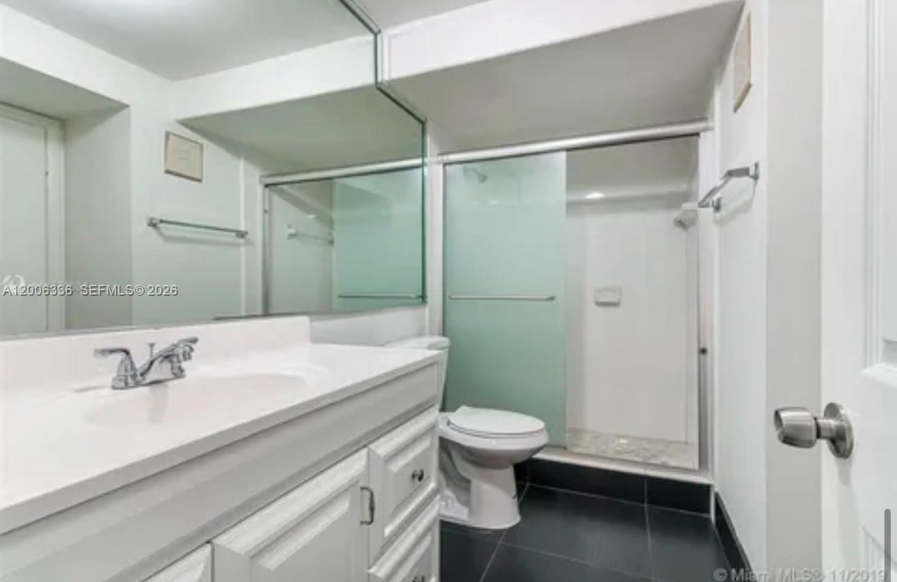 Real estate property located at 100 Lakeview Dr #112, Broward, Building Three Of Racquet, Weston, FL