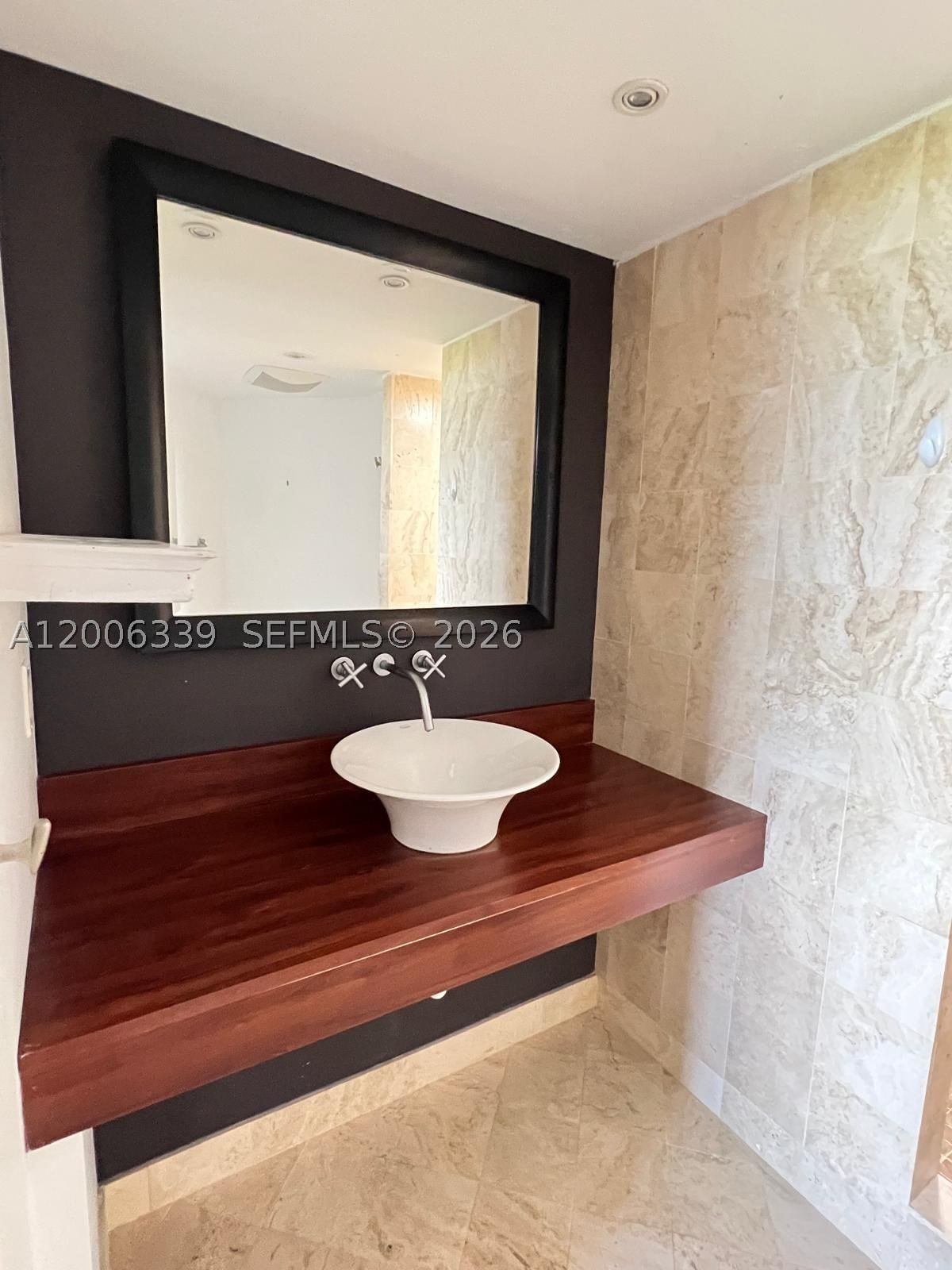 Real estate property located at 9715 Fontainebleau Blvd E308, Miami-dade, Soleil At Fontainebleau C, Miami, FL