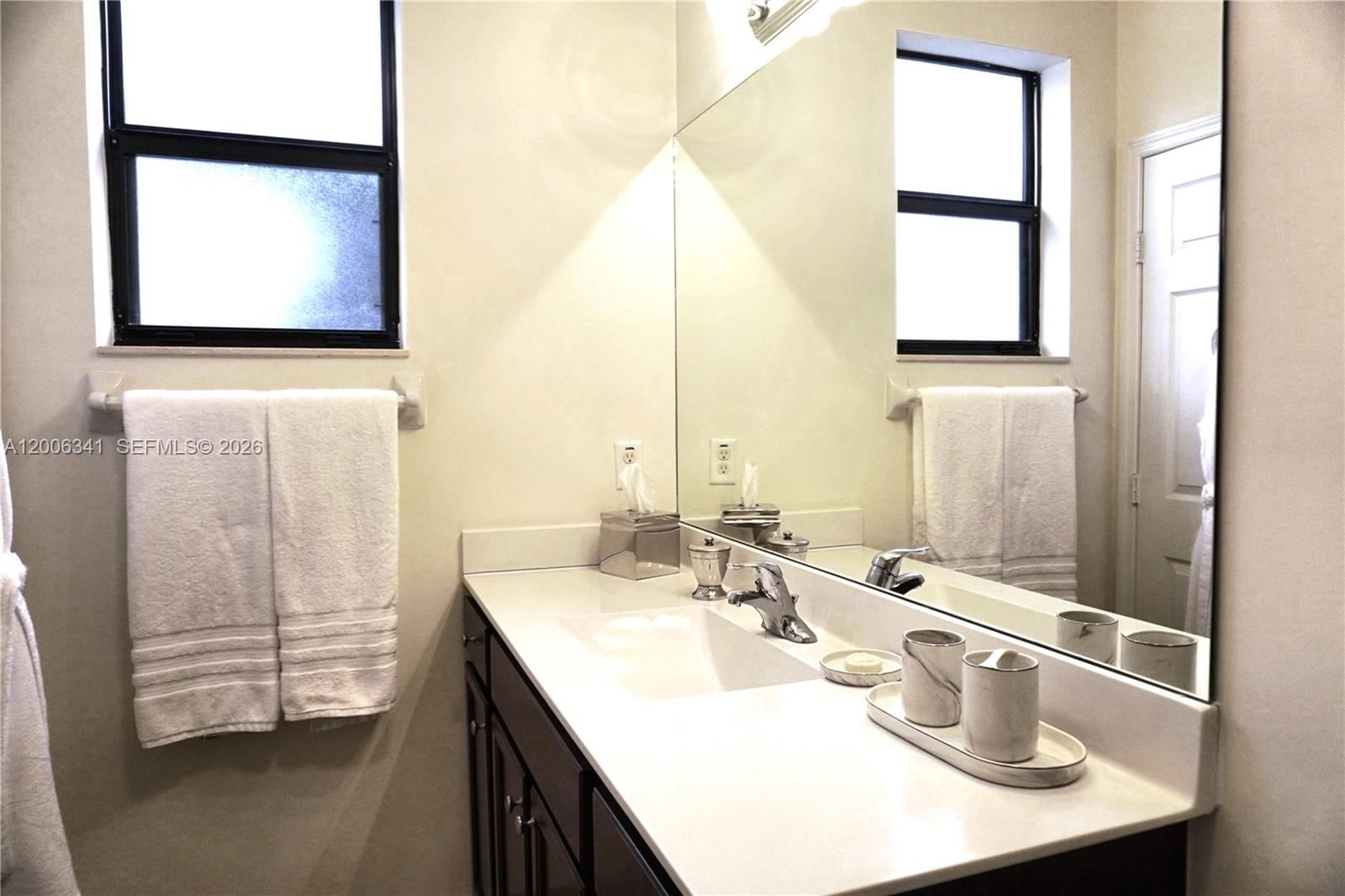 Real estate property located at 3280 92nd Pl, Miami-dade, Bonterra, Hialeah, FL