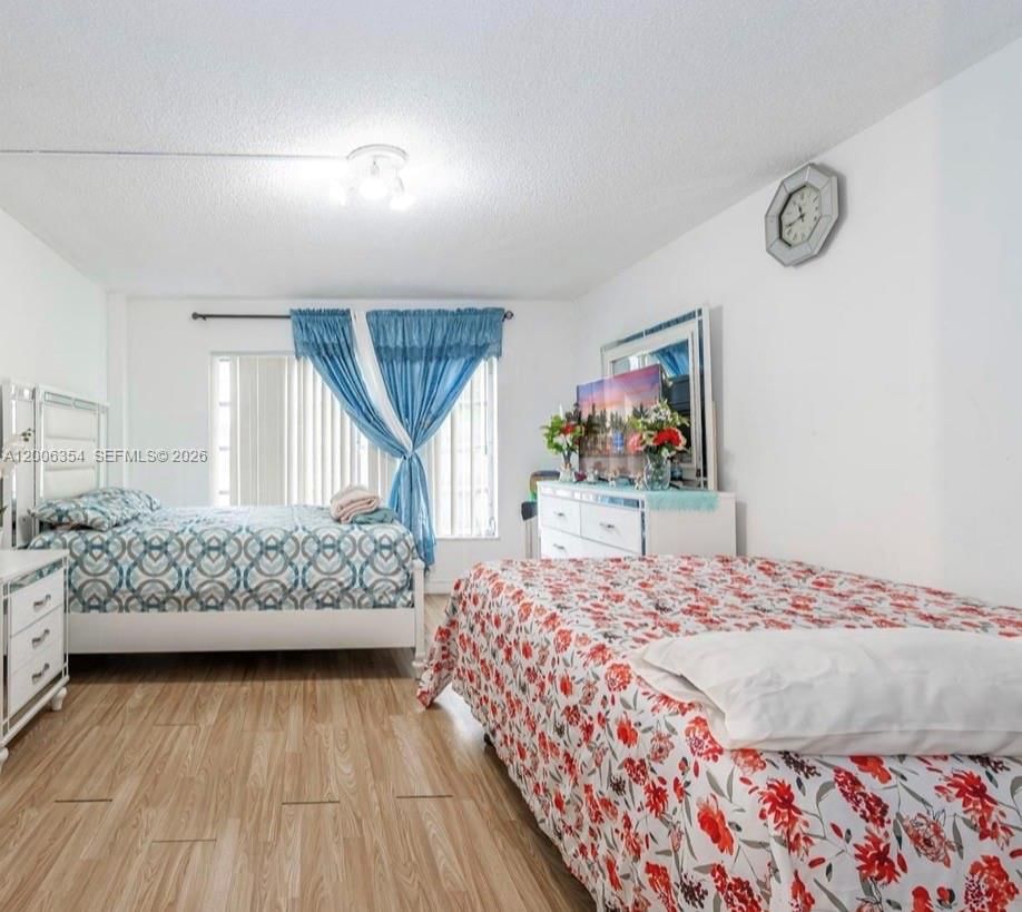 Real estate property located at 4174 Inverrary Dr #202, Broward, The Manors Of Inverrary 7, Lauderhill, FL