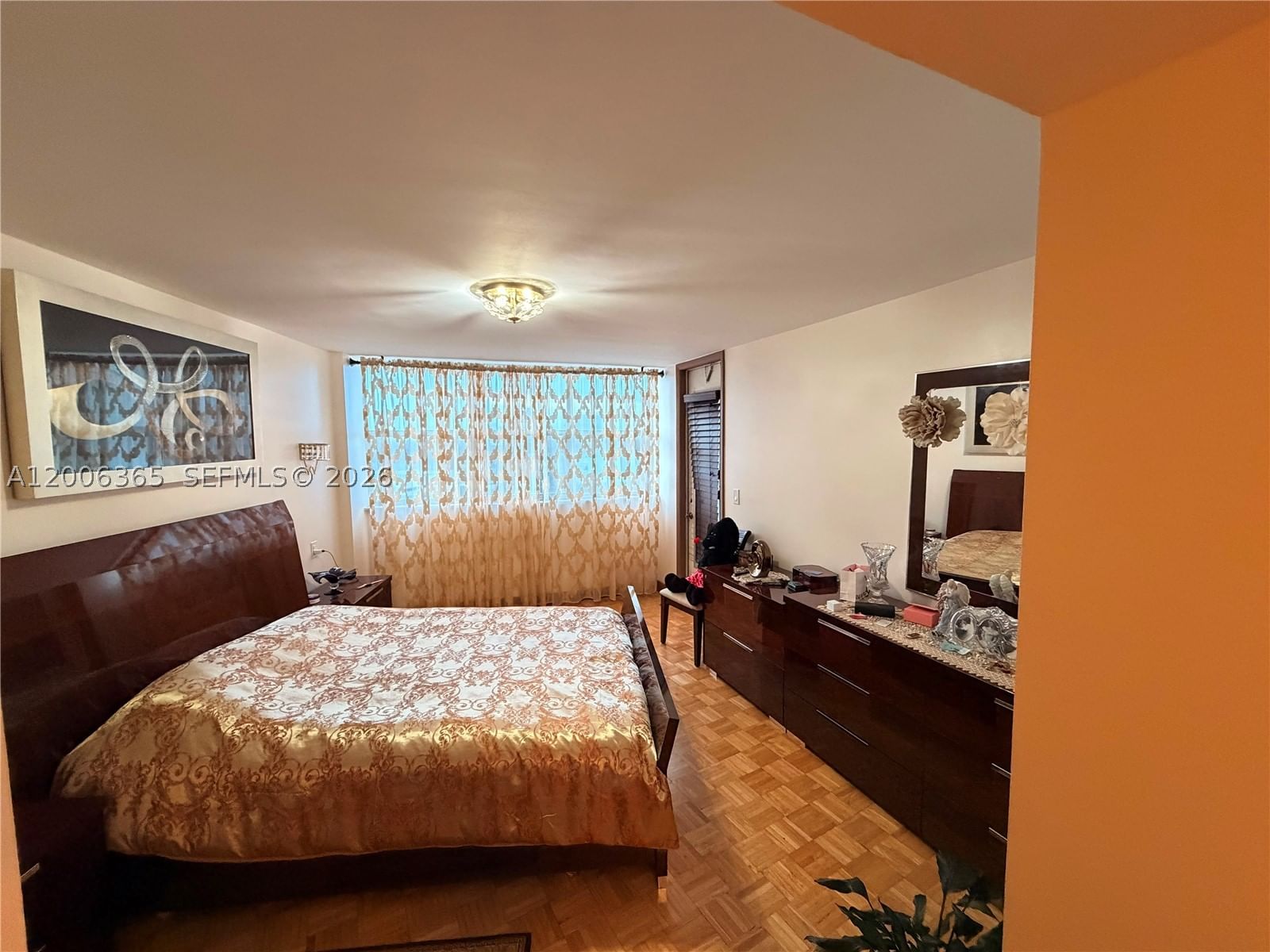 Real estate property located at 100 Golden Isles Dr #810, Broward, Lake Point Tower Condomin, Hallandale Beach, FL
