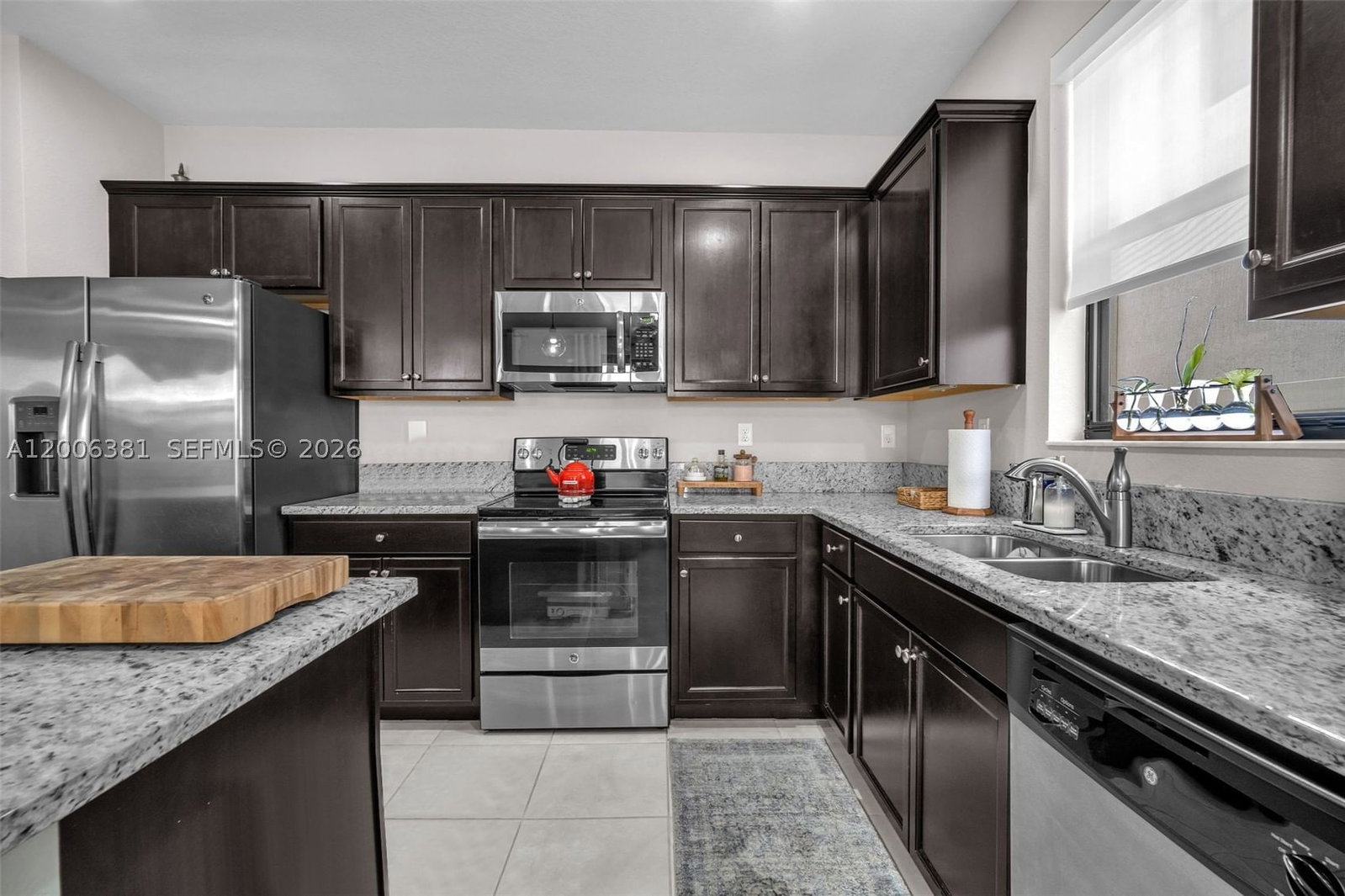 Real estate property located at 3525 94th St, Miami-dade, Bonterra, Hialeah, FL