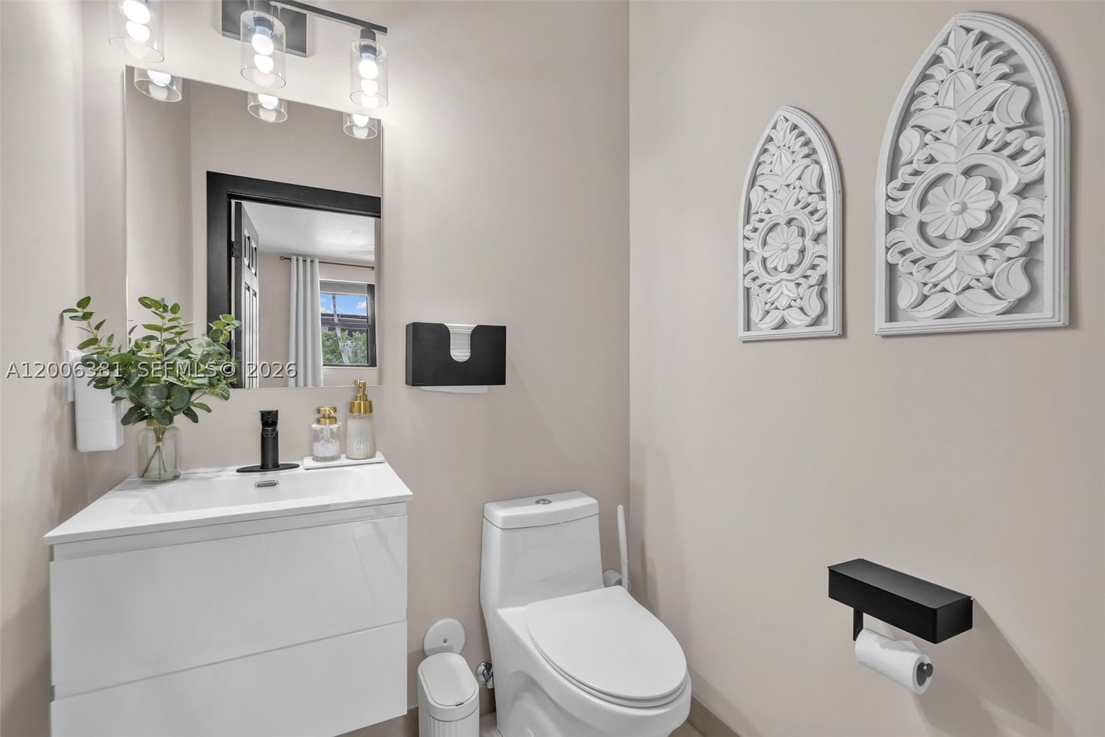 Real estate property located at 3525 94th St, Miami-dade, Bonterra, Hialeah, FL