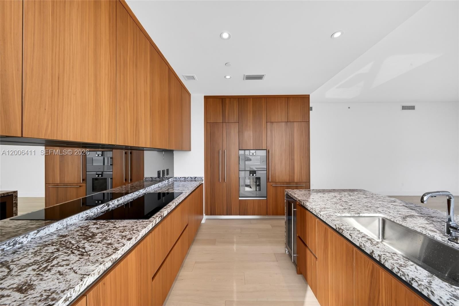 Real estate property located at 175 25th Road #1202, Miami-dade, Una Residences, Miami, FL