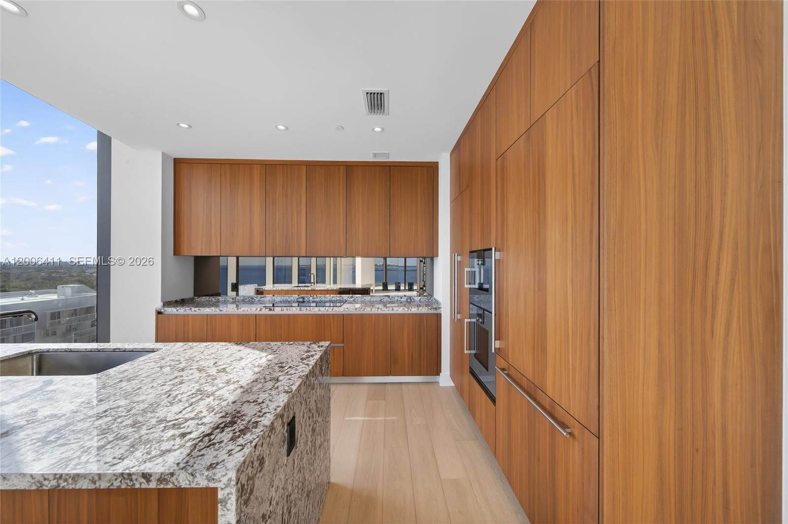 Real estate property located at 175 25th Road #1202, Miami-dade, Una Residences, Miami, FL