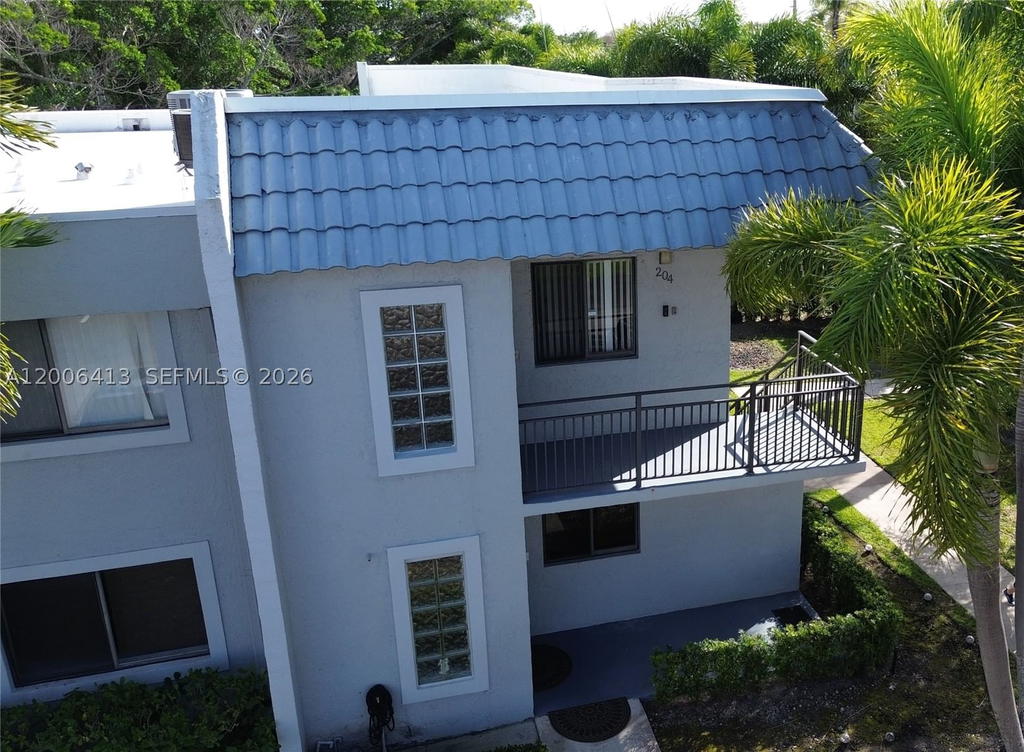 Real estate property located at 16501 Blatt Blvd #204, Broward, Gardens At Bonaventure 14, Weston, FL