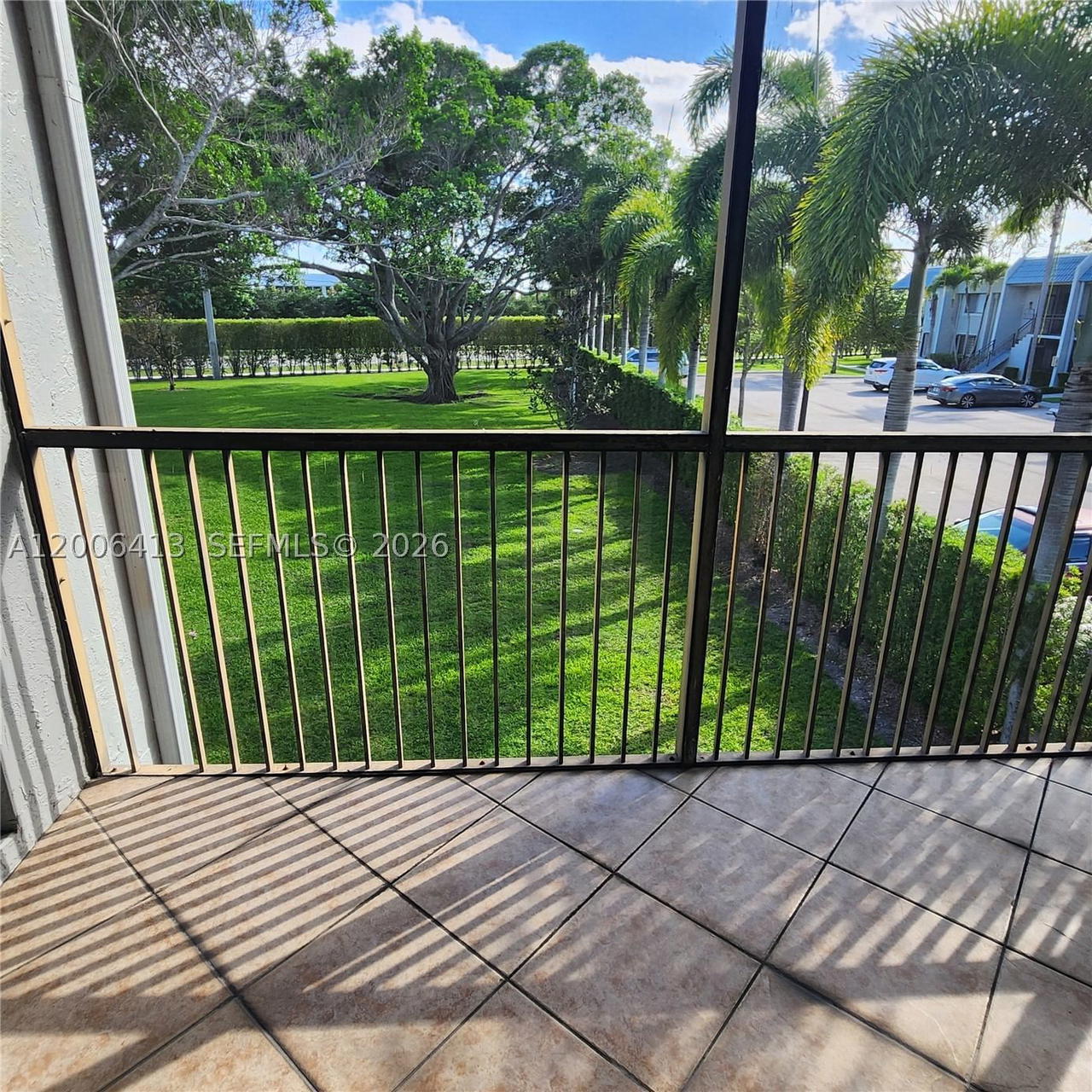 Real estate property located at 16501 Blatt Blvd #204, Broward, Gardens At Bonaventure 14, Weston, FL