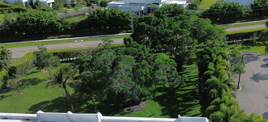 Real estate property located at 16501 Blatt Blvd #204, Broward, Gardens At Bonaventure 14, Weston, FL